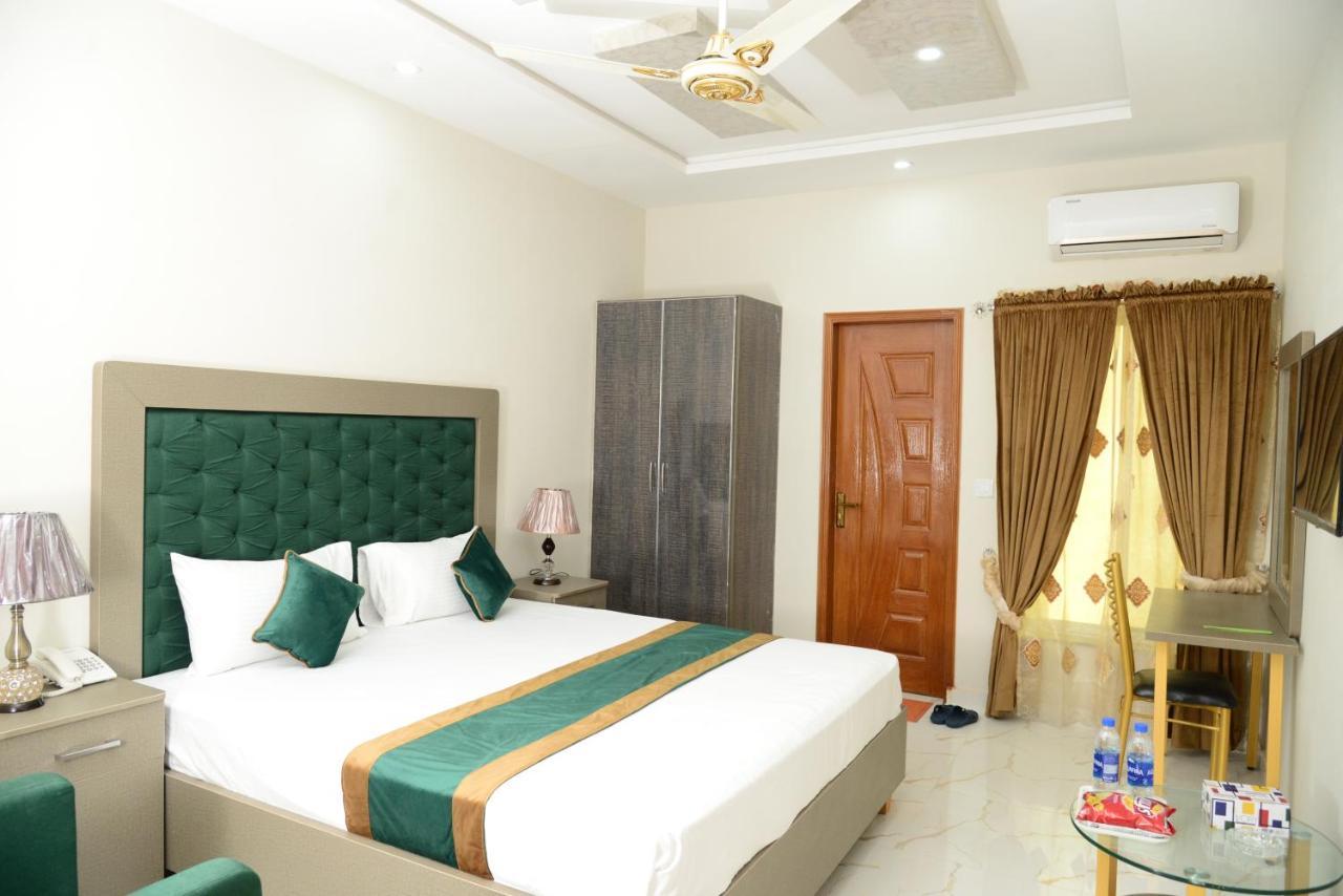 Hotel Deluxe 拉合尔 外观 照片