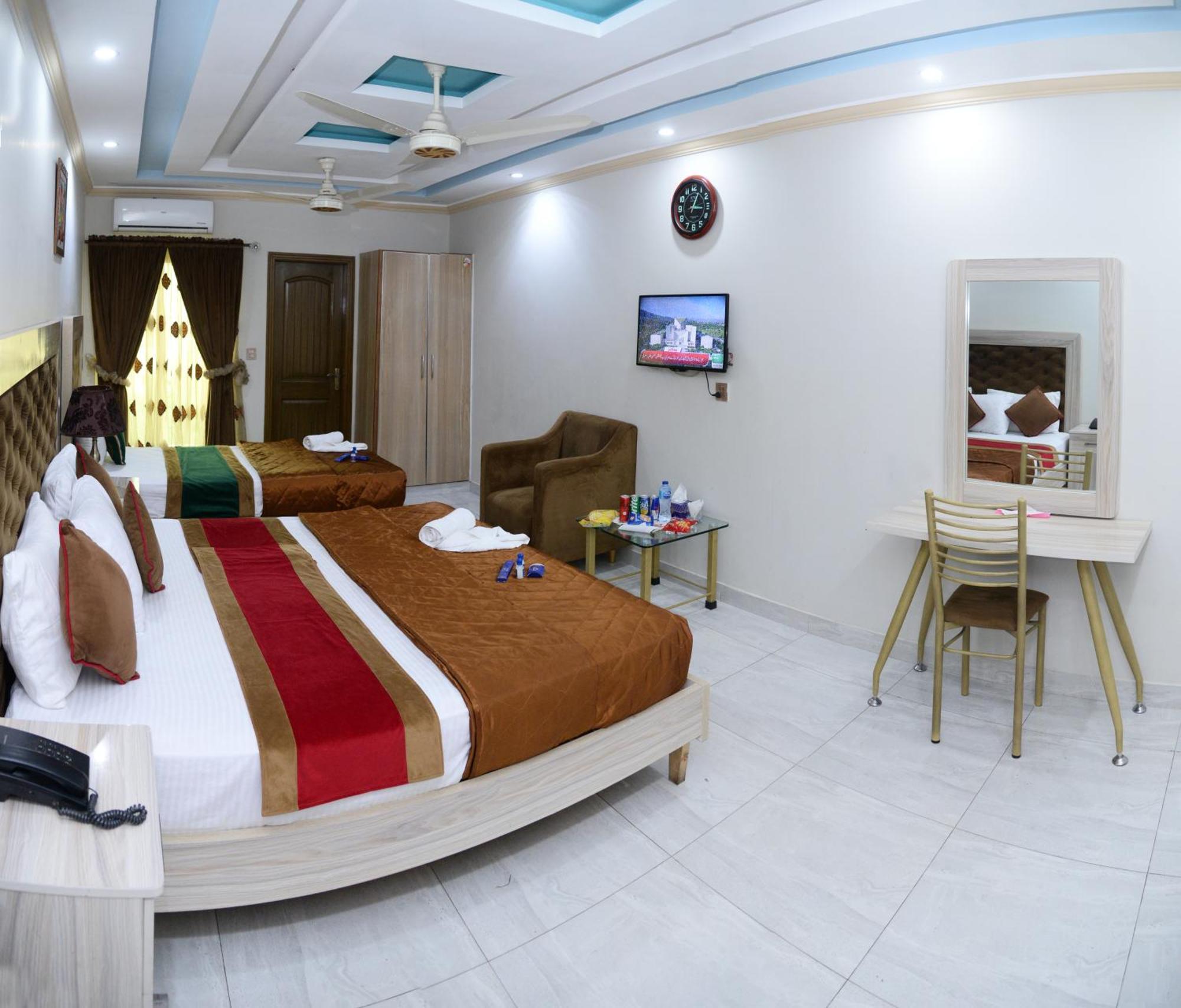 Hotel Deluxe 拉合尔 外观 照片
